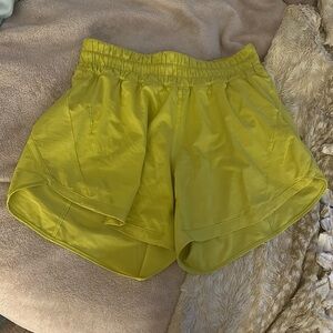 Lululemon track that short